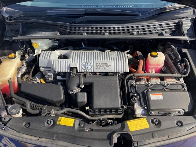 トヨタ プリウス