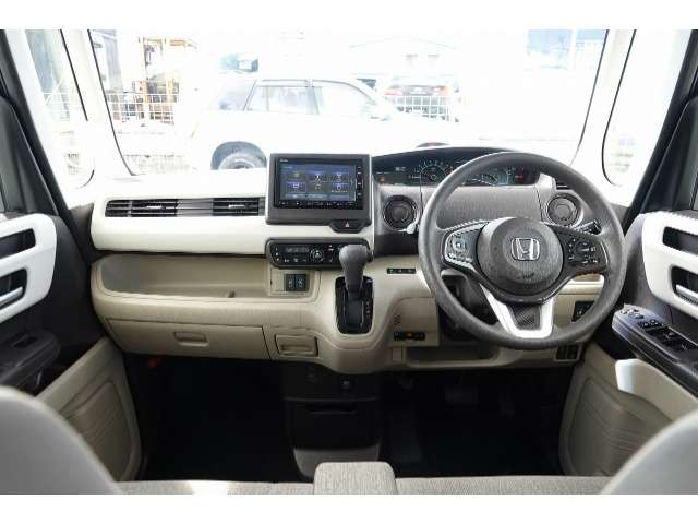 ホンダ N-BOX
