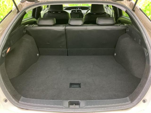 トヨタ プリウス