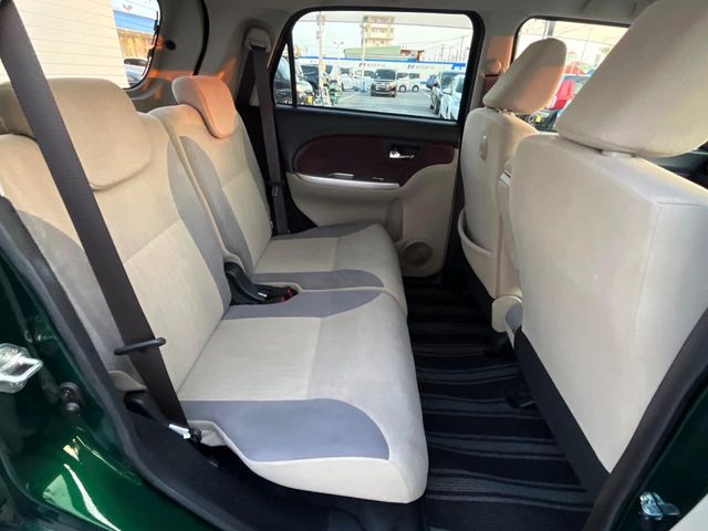 ダイハツ キャスト