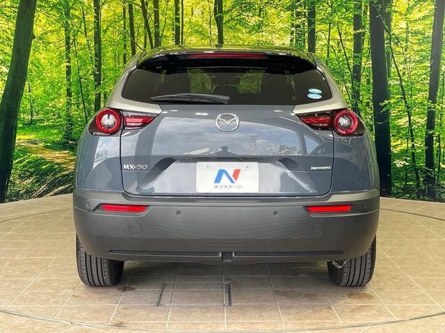 マツダ MX-30