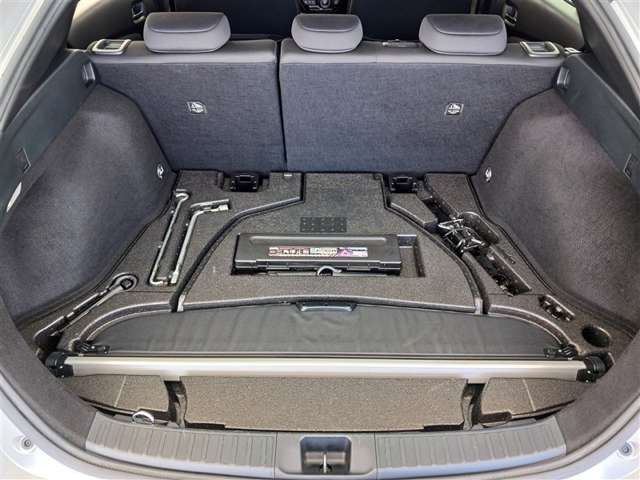 トヨタ プリウス