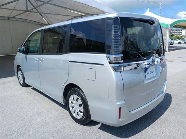 トヨタ ヴォクシー