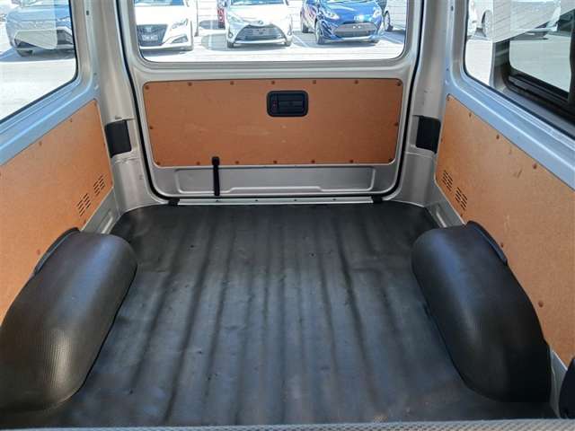 トヨタ ハイエースバン