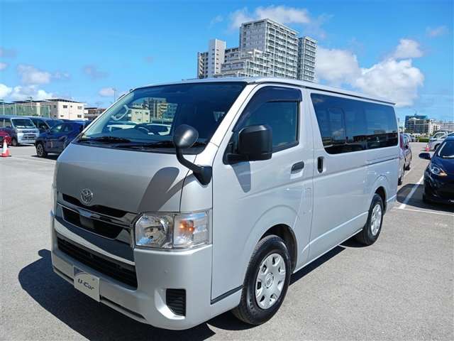 トヨタ ハイエースバン