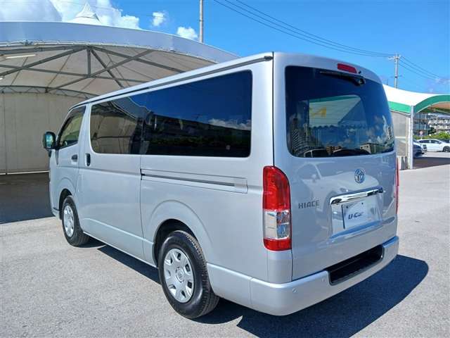 トヨタ ハイエースバン