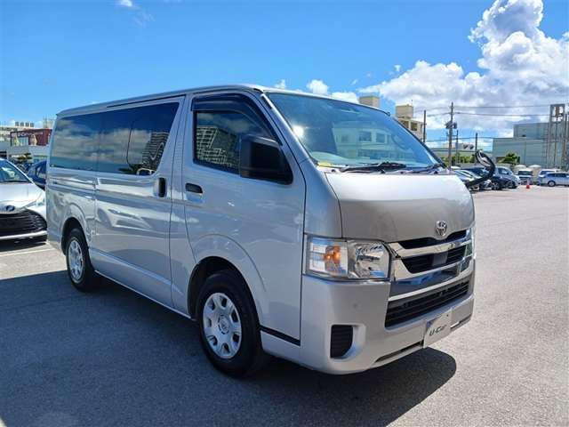 トヨタ ハイエースバン