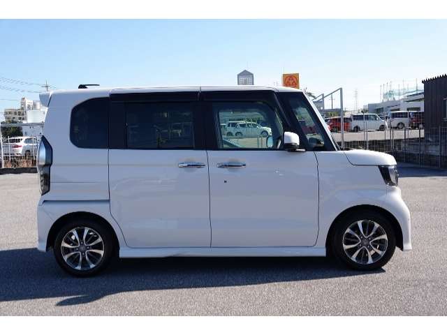 ホンダ N-BOX