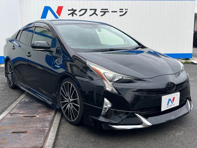トヨタ プリウス