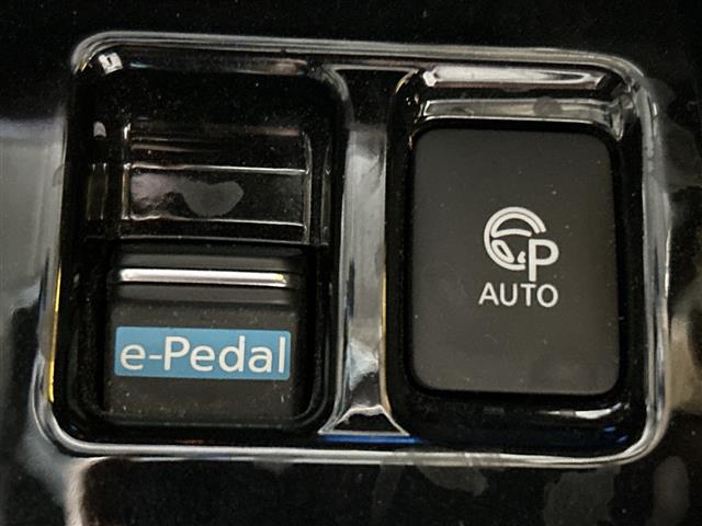 日産 リーフ