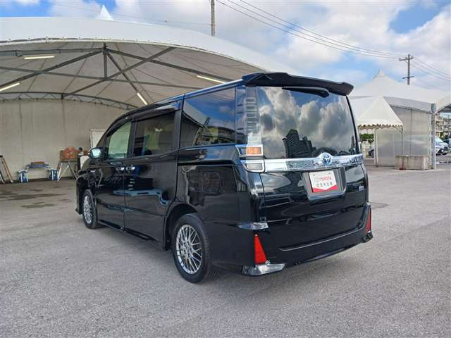 トヨタ ヴォクシー