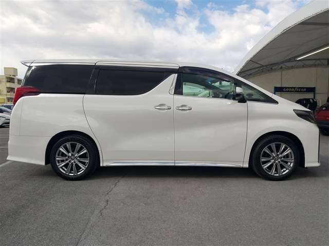 トヨタ アルファード