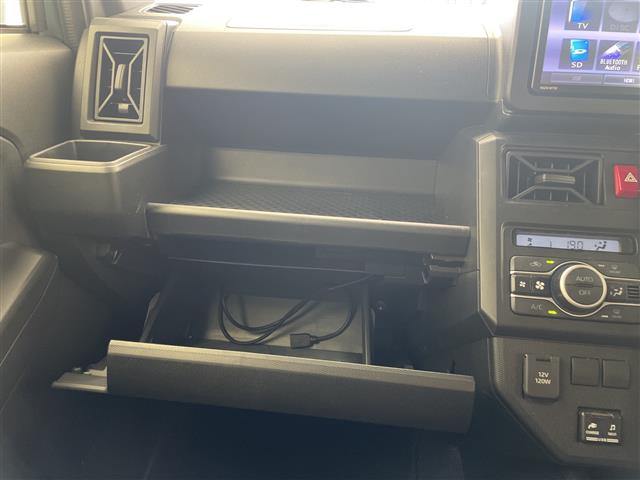 ダイハツ タフト