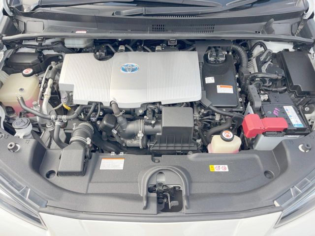 トヨタ プリウス