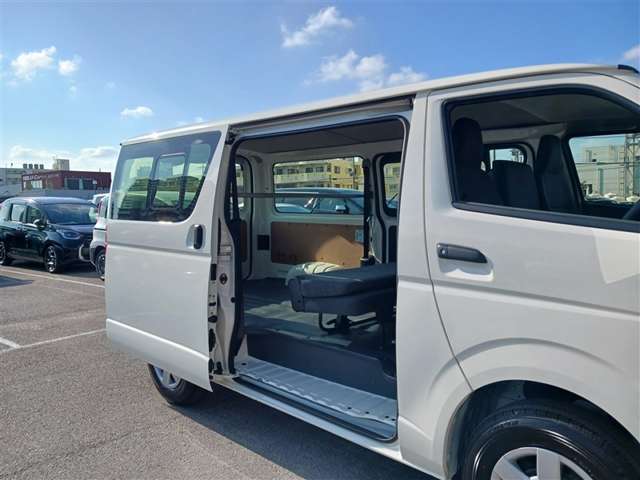 トヨタ ハイエースバン
