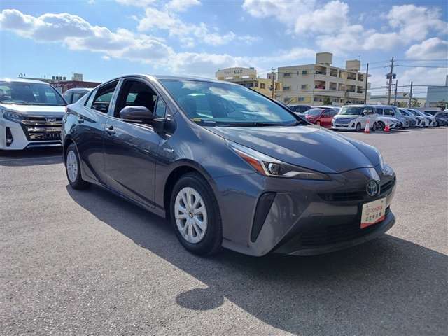 トヨタ プリウス