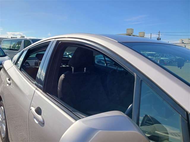 トヨタ プリウス