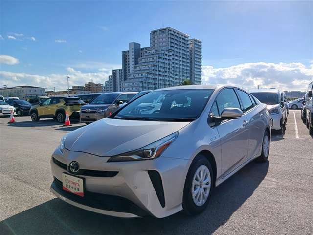 トヨタ プリウス