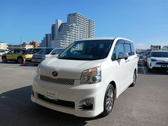 トヨタ ヴォクシー