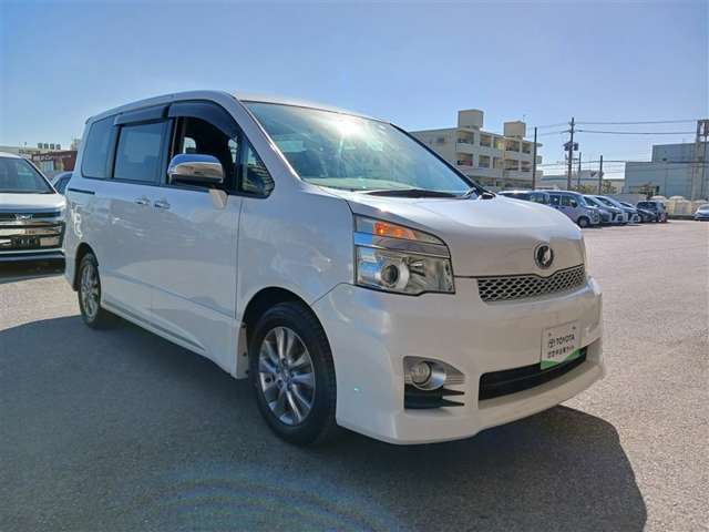 トヨタ ヴォクシー