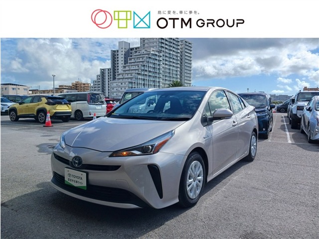 トヨタ プリウス