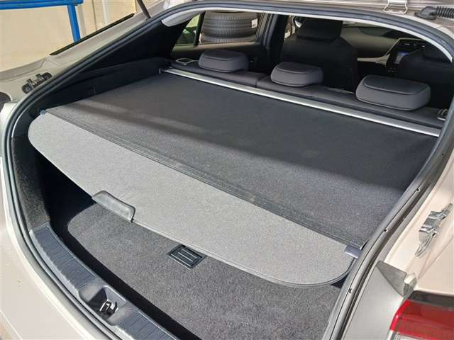 トヨタ プリウス