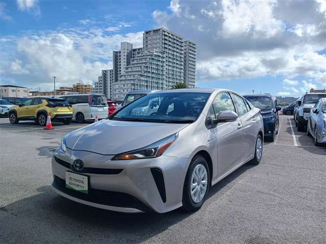 トヨタ プリウス