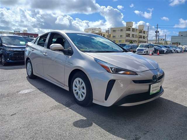 トヨタ プリウス