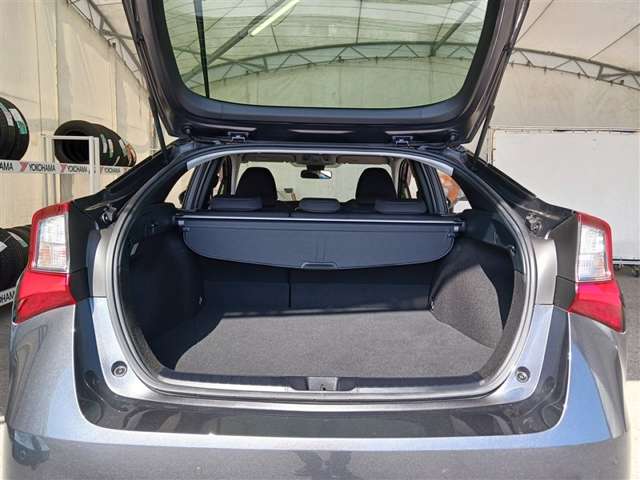 トヨタ プリウス