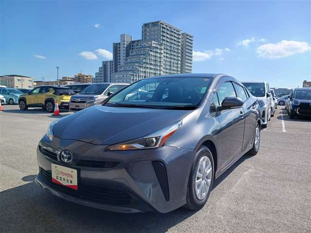 トヨタ プリウス