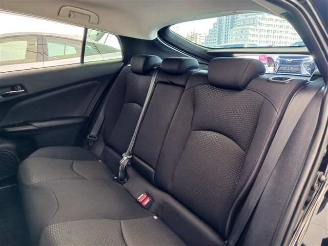 トヨタ プリウス