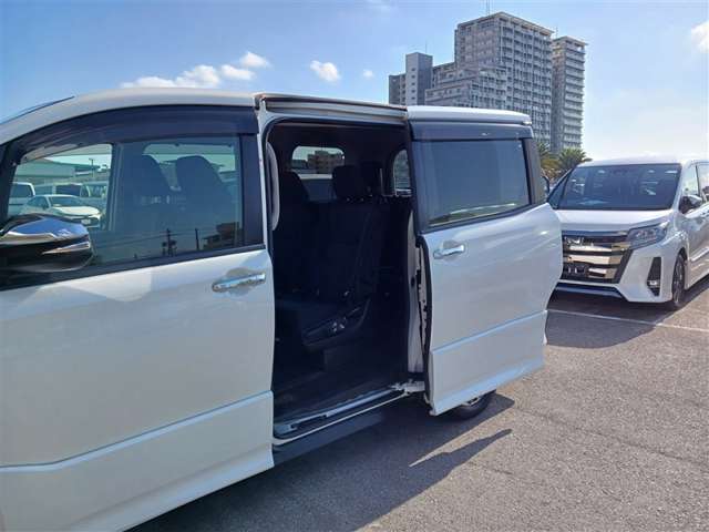 トヨタ ヴォクシー