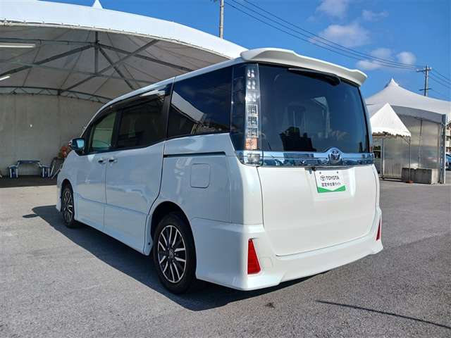 トヨタ ヴォクシー