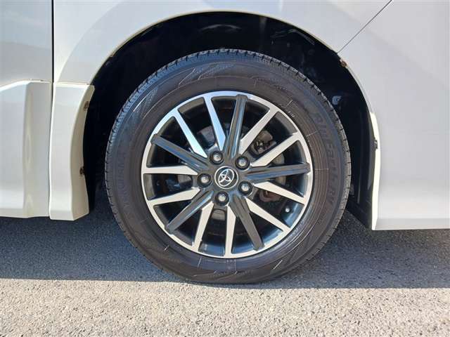 トヨタ ヴォクシー