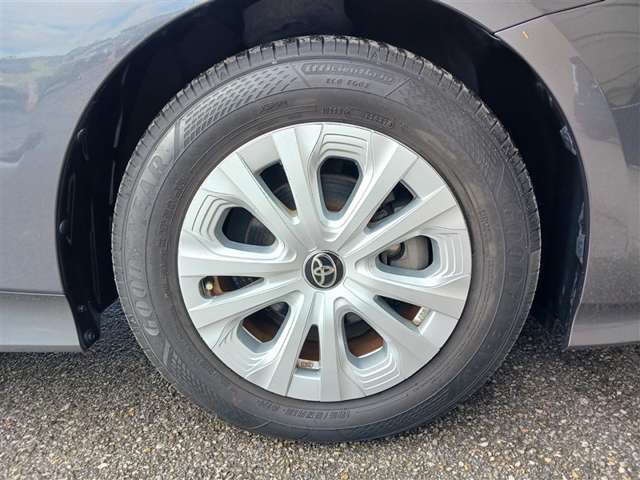 トヨタ プリウス