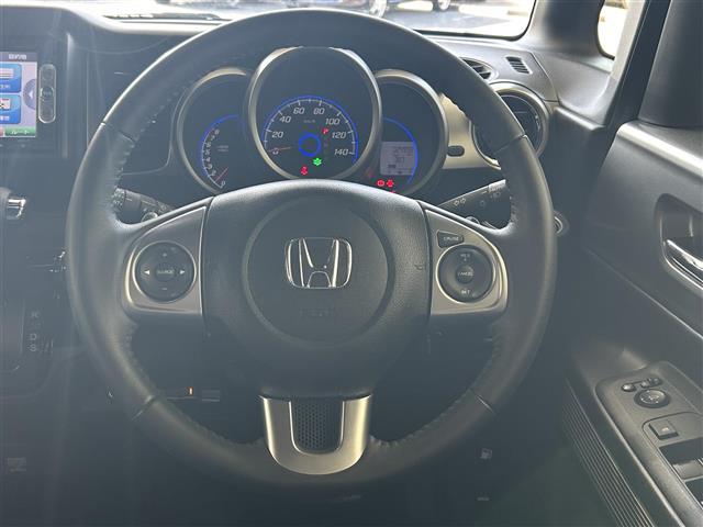 ホンダ N-BOXスラッシュ