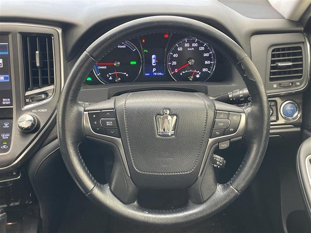 トヨタ クラウンハイブリッド