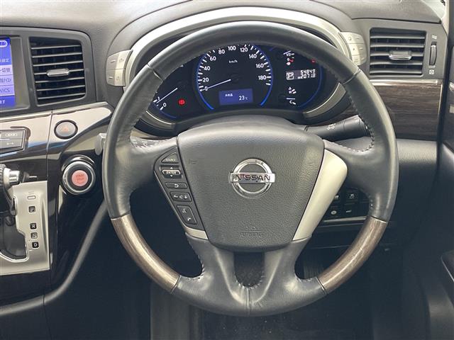 日産 エルグランド