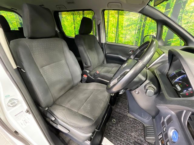 トヨタ ヴォクシー