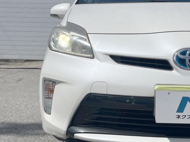 トヨタ プリウス