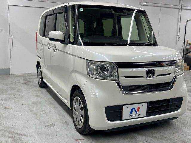 ホンダ N-BOX