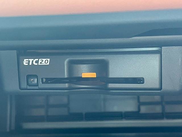 三菱 アウトランダー