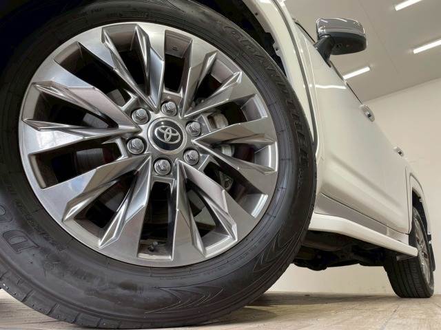 トヨタ ランドクルーザー300