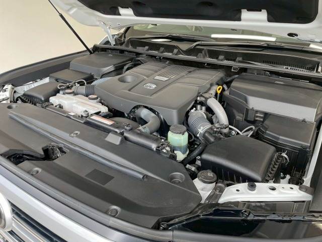 トヨタ ランドクルーザー300