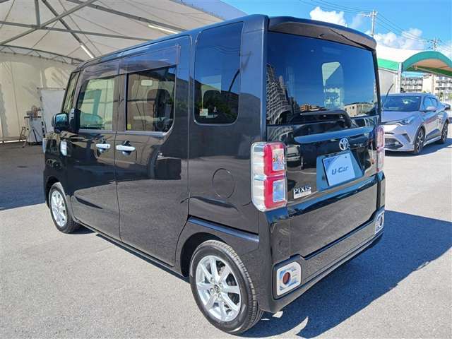 トヨタ ピクシスメガ