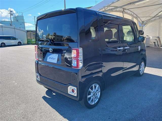 トヨタ ピクシスメガ