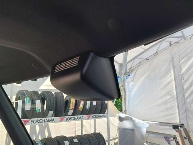 トヨタ ピクシスメガ