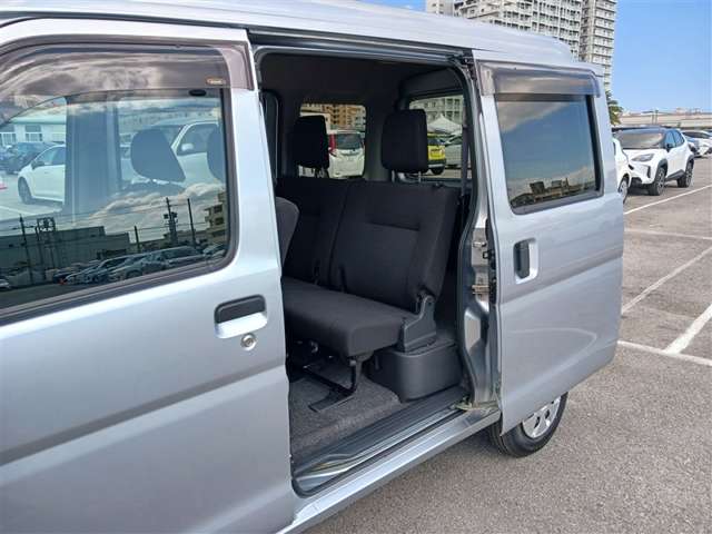 トヨタ ピクシスバン