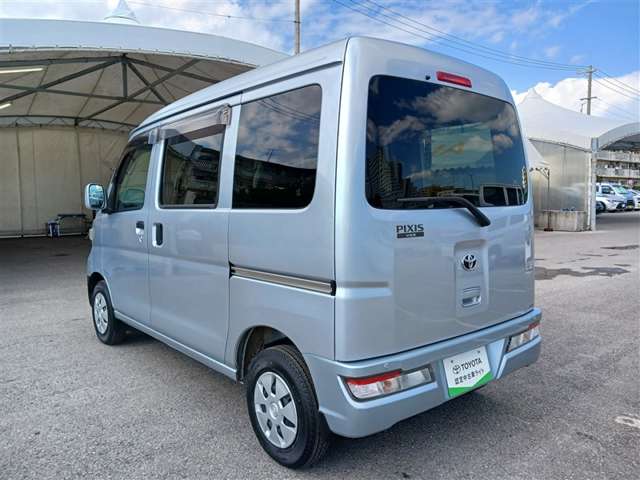トヨタ ピクシスバン