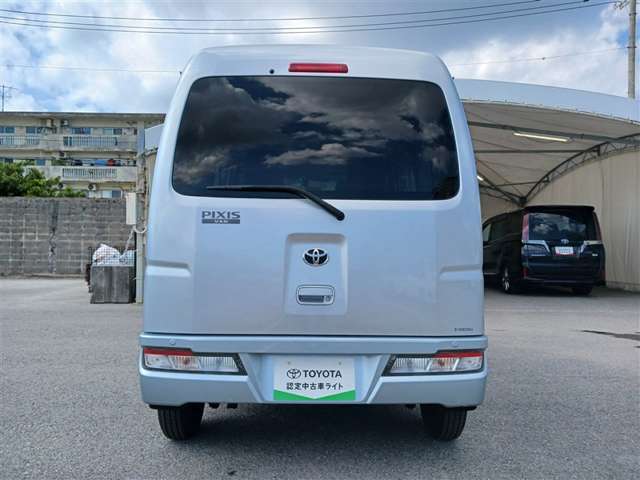 トヨタ ピクシスバン